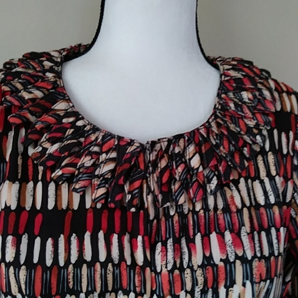 Ivy Chic NY Double Loop Layer Neckline Cropped Lined Blazer LARGE Black Red - Picture 3 of 16